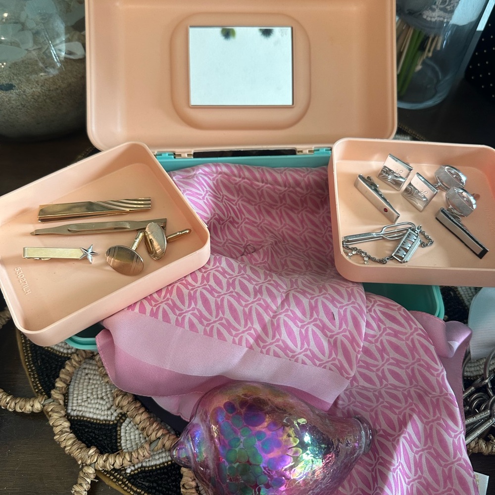 Vintage Swank lot! Cufflinks, and tie clips